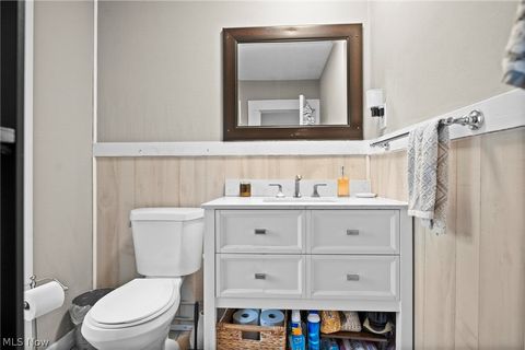 Tiny photo for 1379 Westlake Avenue, Lakewood, OH 44107 (MLS # 5185408)