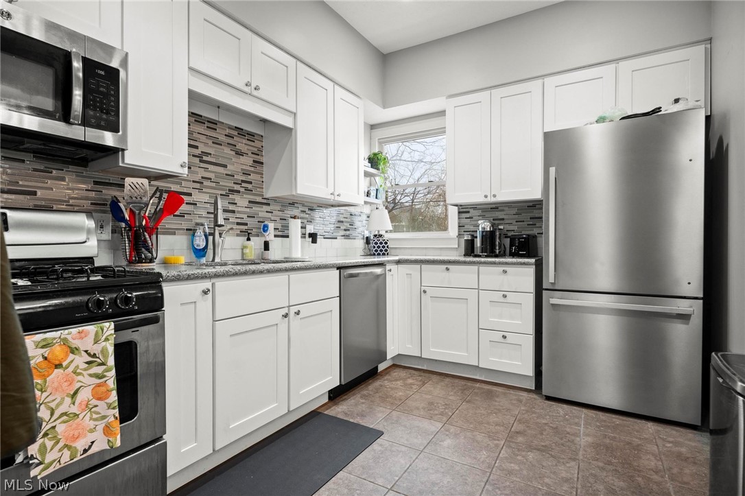 William G Field Tes West Park S - Residential Income