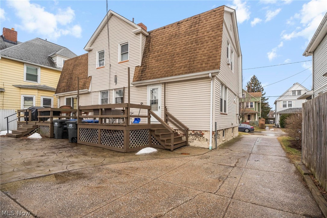 William G Field Tes West Park S - Residential Income