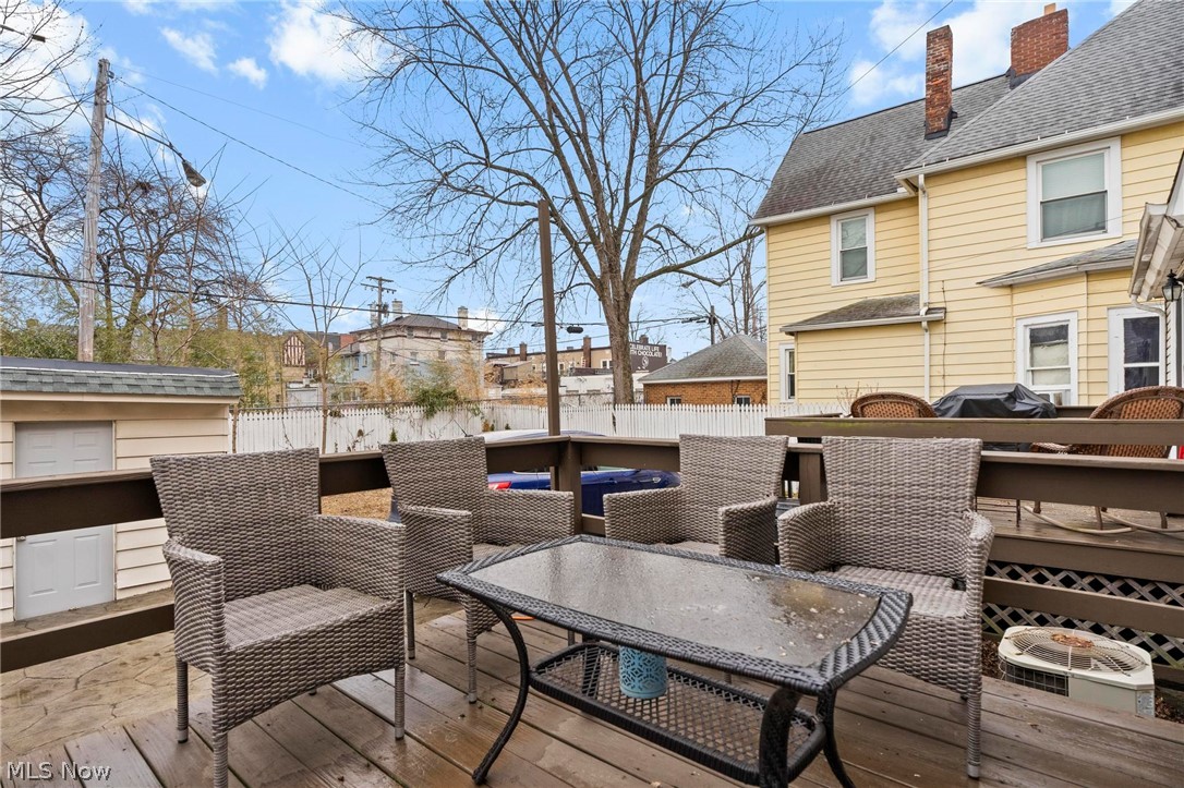 William G Field Tes West Park S - Residential Income