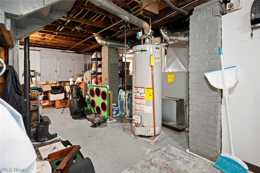 William G Field Tes West Park S - Residential Income