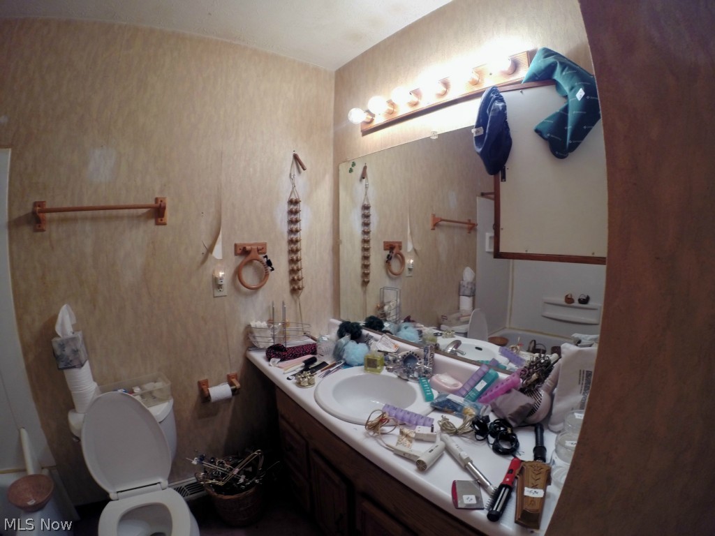 Middle Ridge Comm Condo - Residential