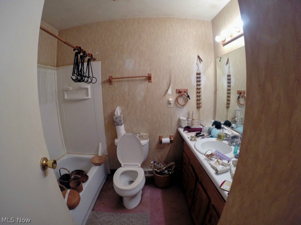 Middle Ridge Comm Condo - Residential