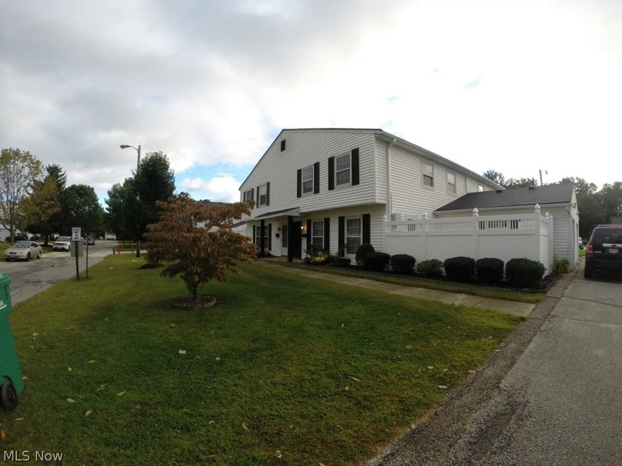 Middle Ridge Condo! 3 bedrooms, 1.5 baths. Newer windows, attached garage - close to everything. Walk to High School, Middle School and Library!