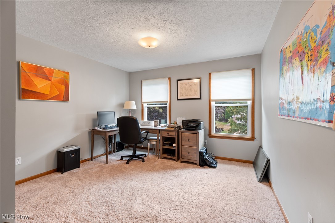 Williamsburg Village Estates - Residential