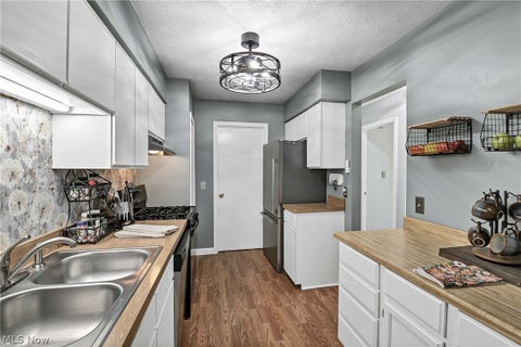 Tiny photo for 1215 Canyon View Road, Northfield, OH 44067 (MLS # 5255043)