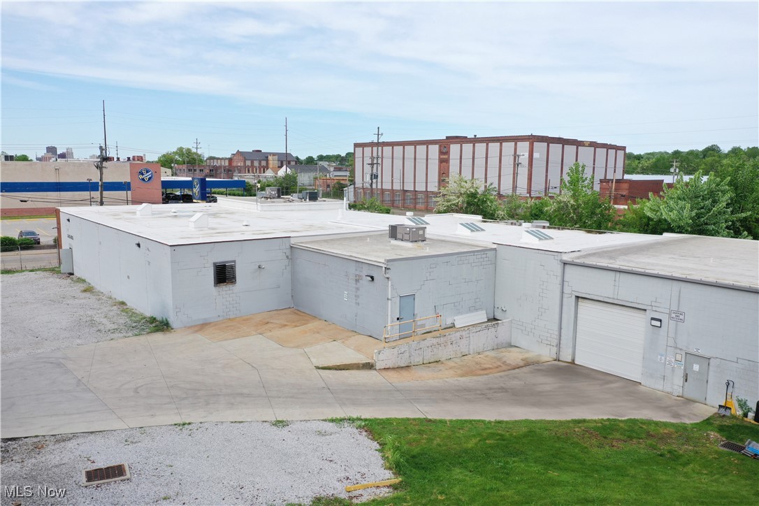96 E Miller Avenue