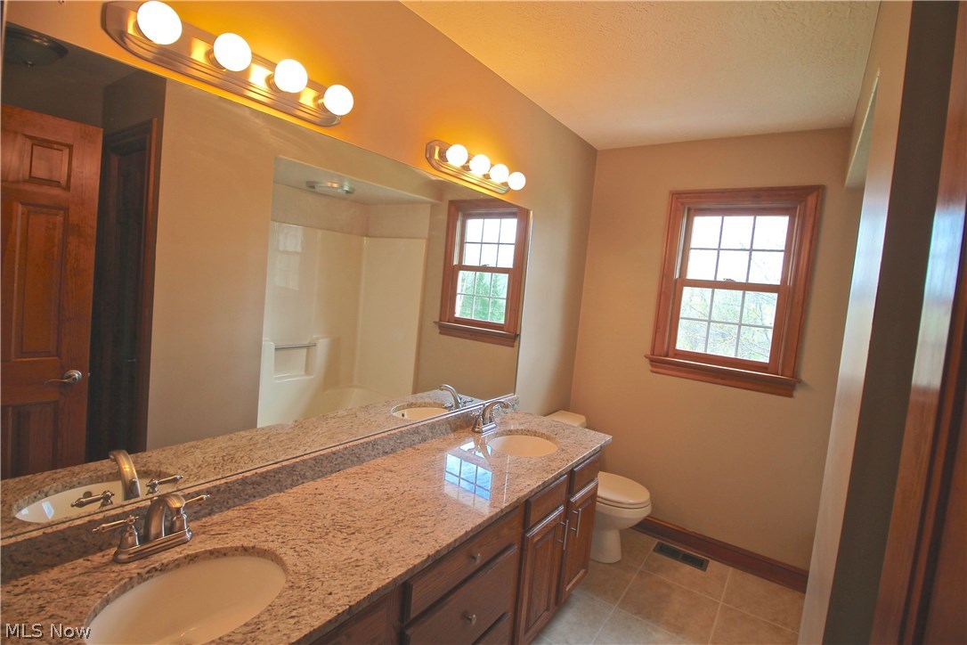 Di Novi Acres - Residential