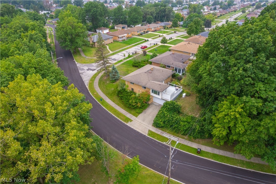 2600 Somia Drive