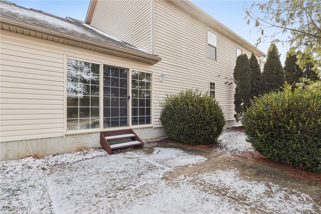 231 Chase Drive, Munroe Falls, Ohio image 8