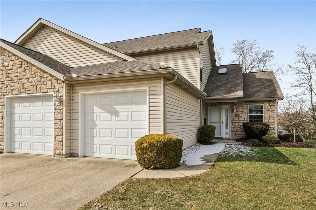 231 Chase Drive, Munroe Falls, Ohio image 1