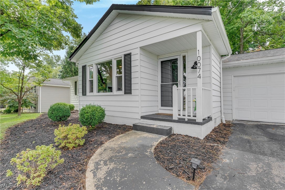 10074 Darrow Road