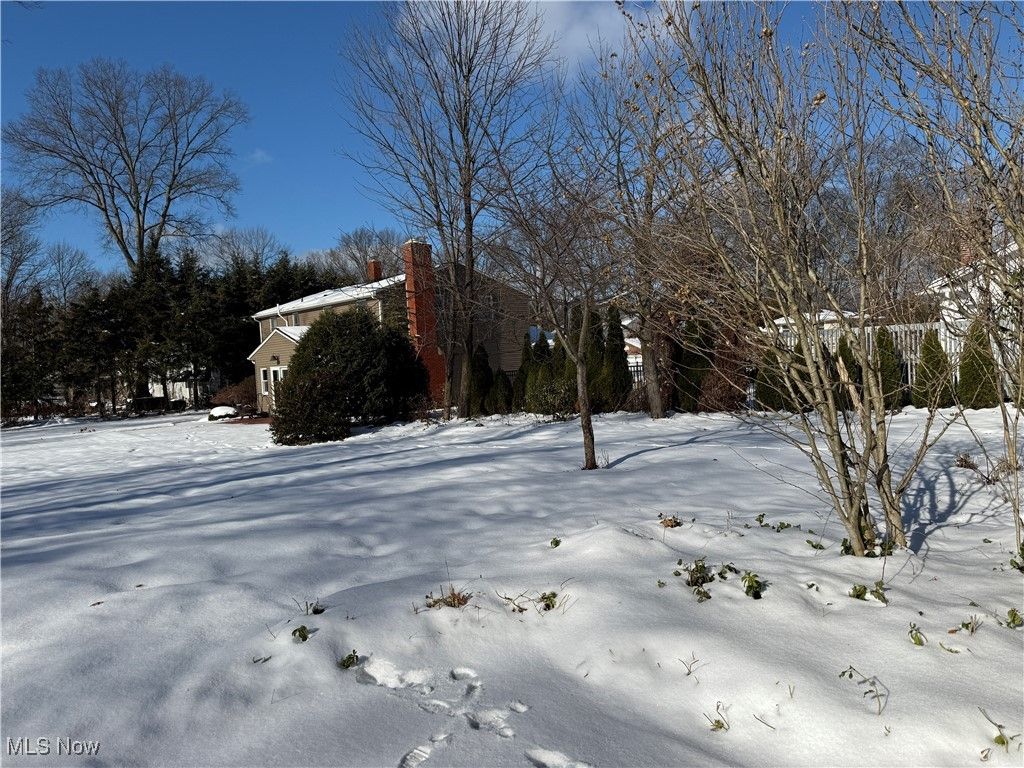 Photo of 606 Wellfleet Drive, Bay Village, OH 44140 (MLS # 5175949)