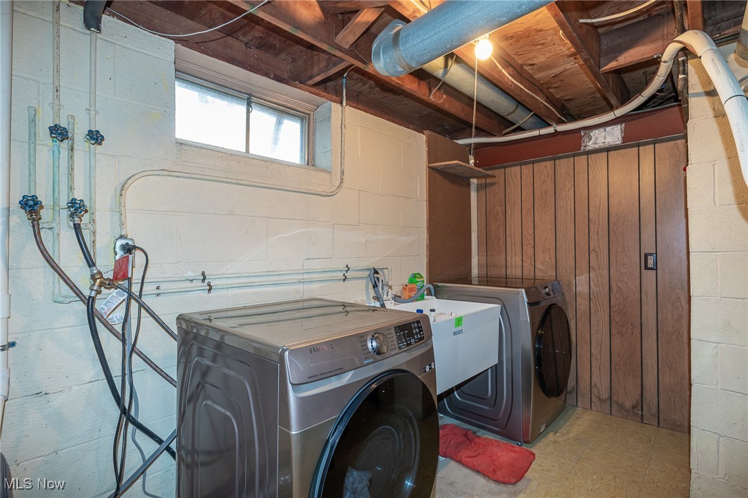 Whitewood Acres - Residential