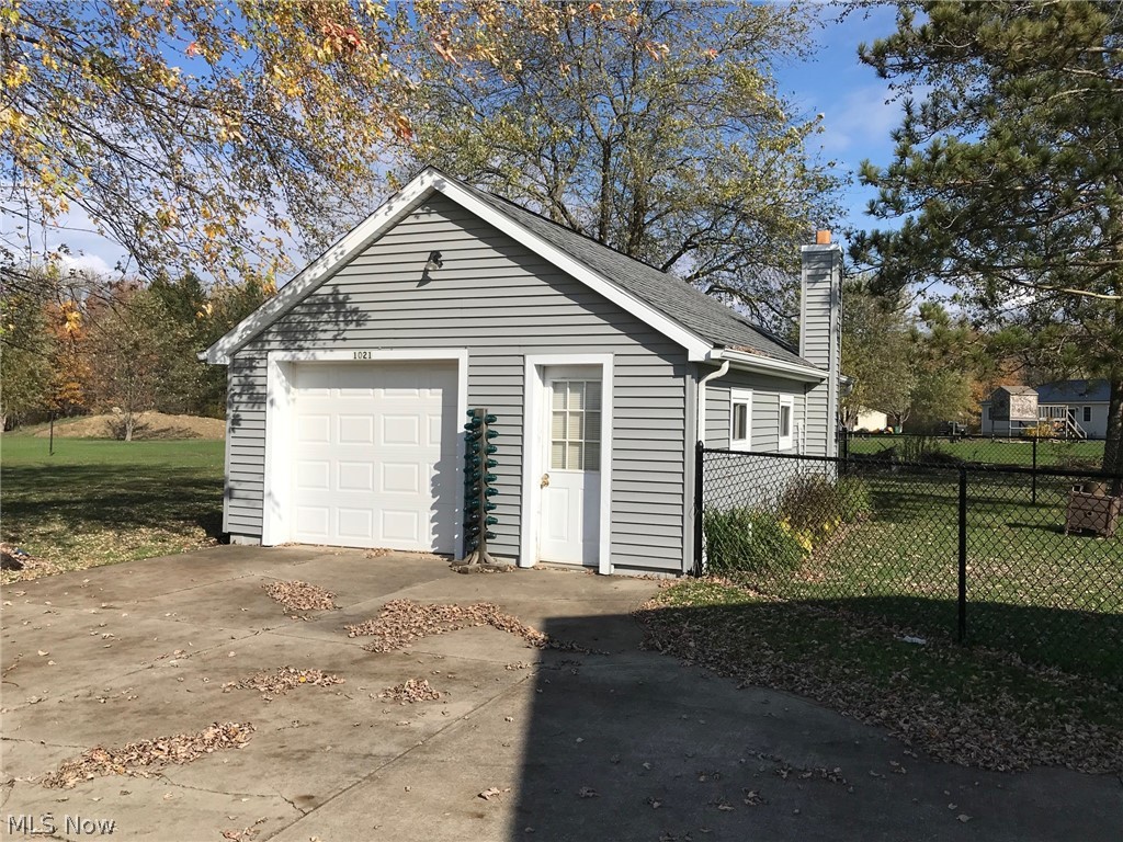 Connecticut Western Reserve - Residential