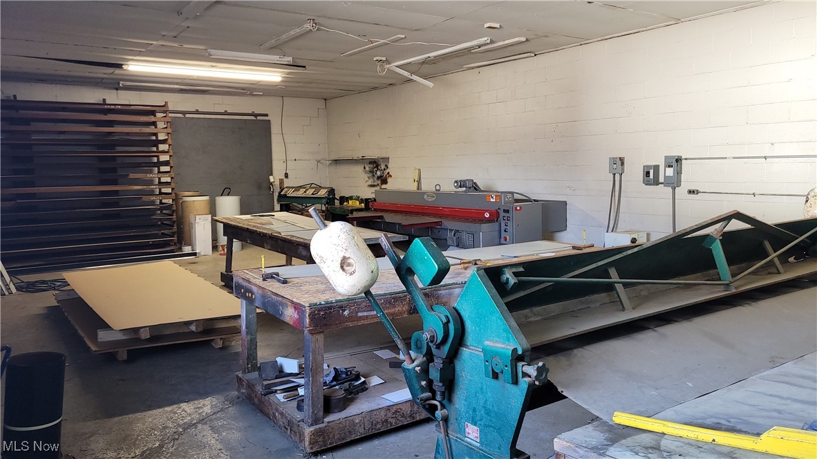 Briarcliff - Commercial Sale