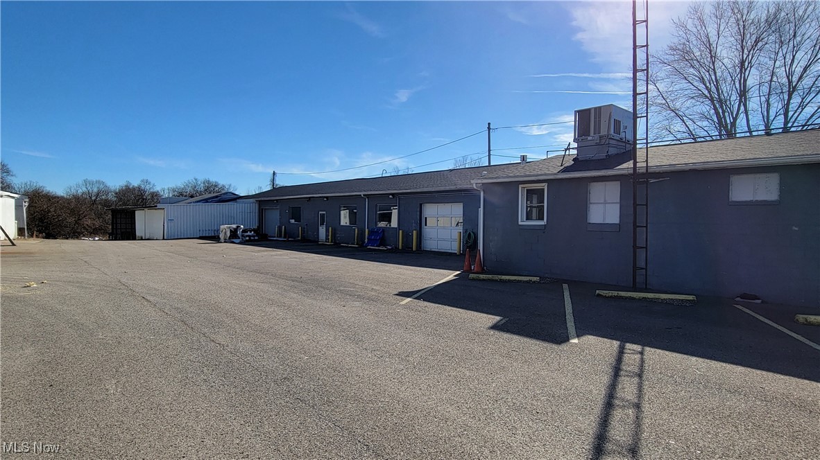 Briarcliff - Commercial Sale