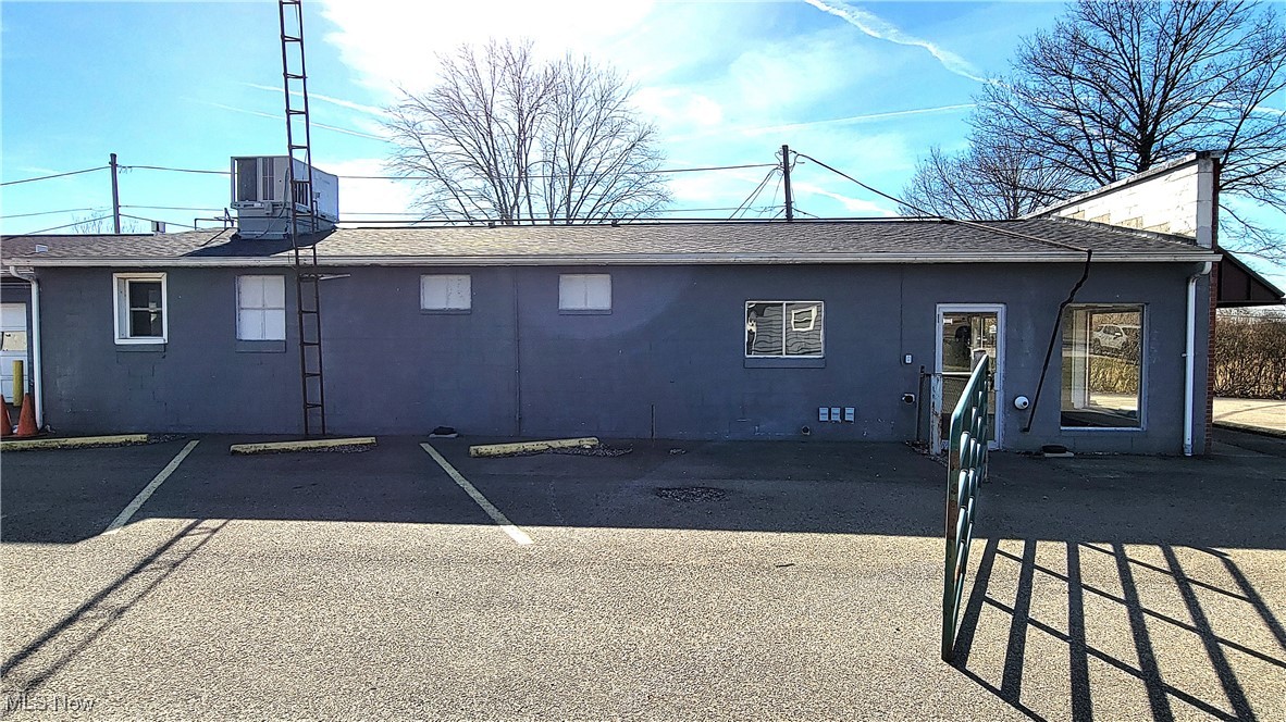Briarcliff - Commercial Sale