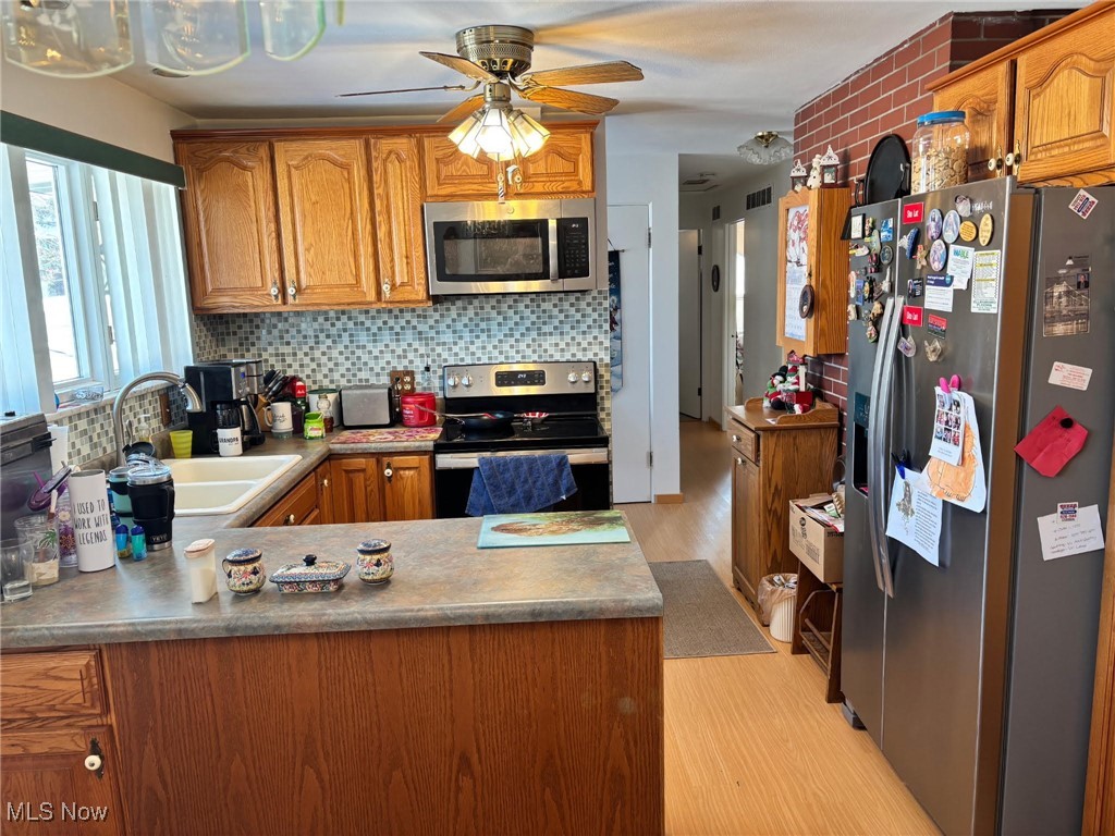 143 St Johns Road, Weirton, West Virginia image 3