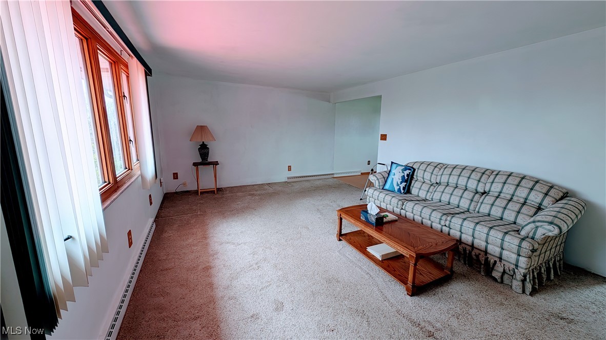 143 St Johns Road, Weirton, West Virginia image 7