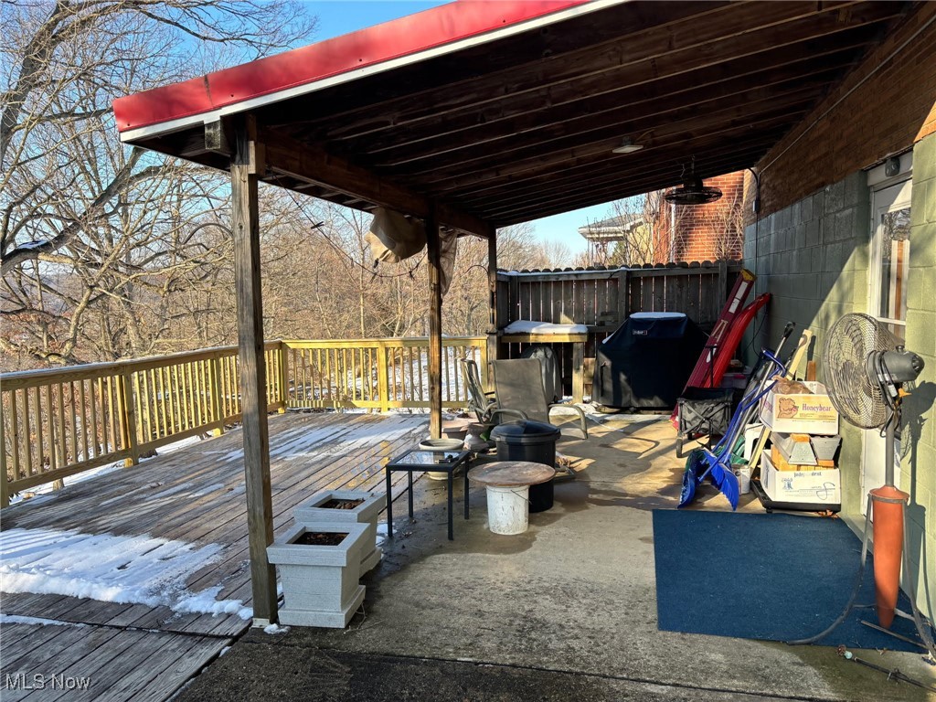 143 St Johns Road, Weirton, West Virginia image 22