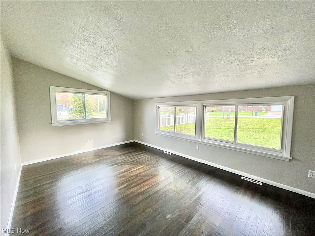 Meadow Wood Allotment - Residential