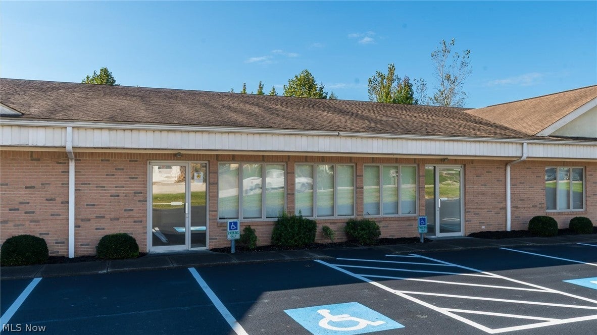 2050 E Wheeling Avenue