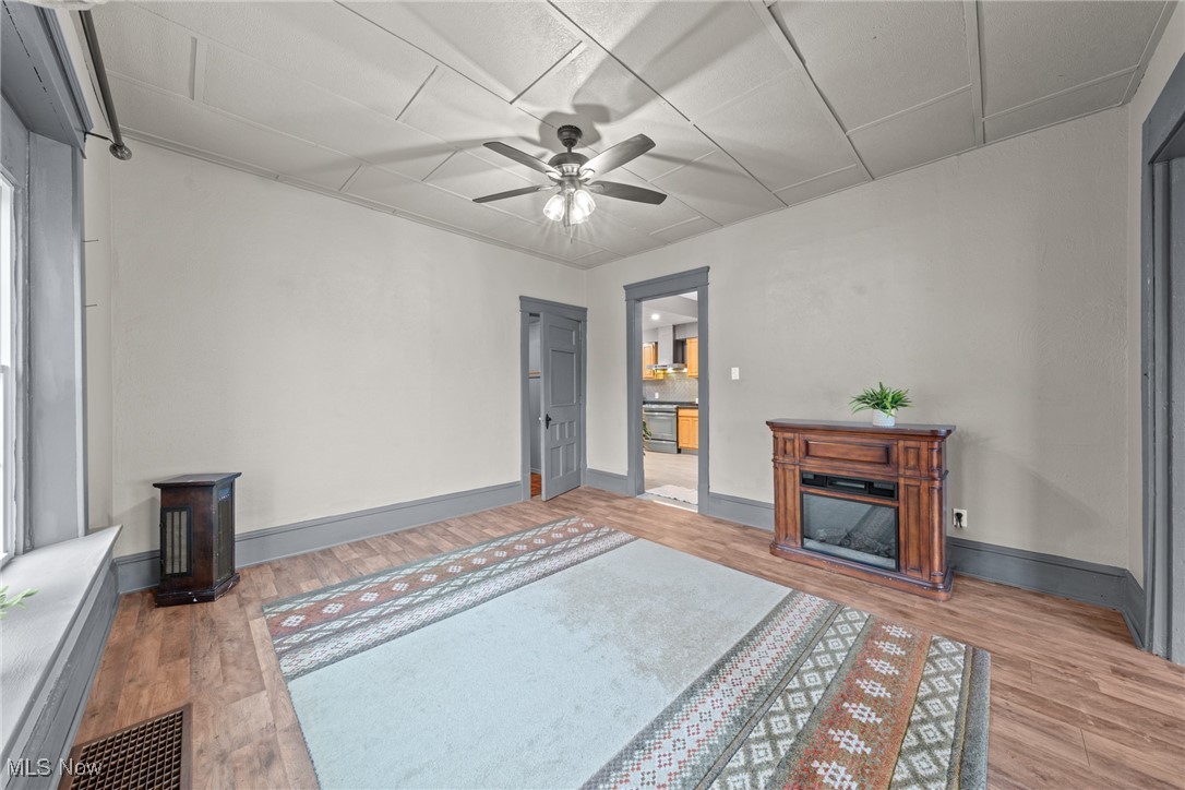 1364 W Wooster Road, Barberton, Ohio image 20