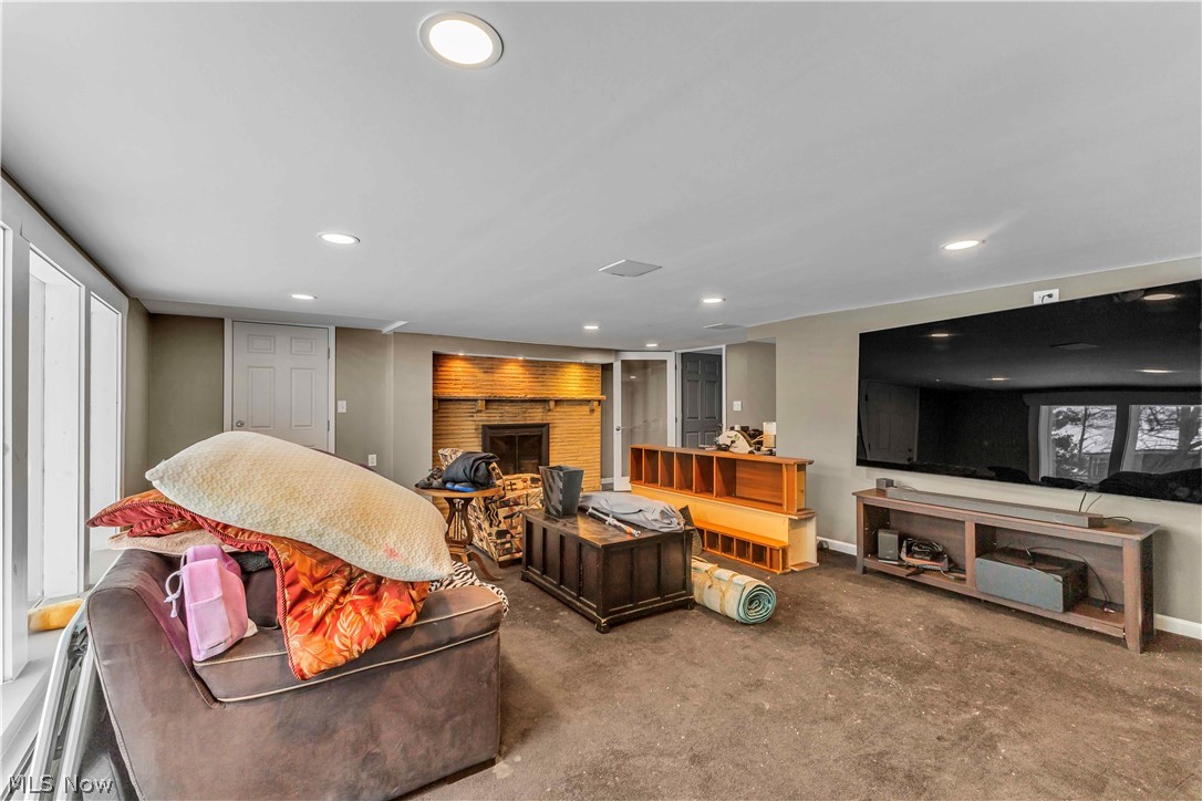 Hitchcock Heights - Residential