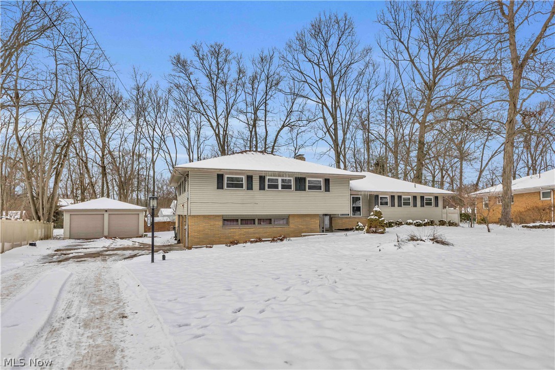 Hitchcock Heights - Residential