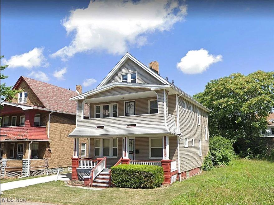 Great investment option for someone who wants to start or just add to their portfolio. Recently updated double with both tenants paying $900 per month each. Two bedroom each and potential to increase to current rental market. New flooring and other updates recently done prior to current tenants moving in. Roof, furnaces and hot water tanks are about 6 years old. Most of the interior cosmetic repairs and updates were done less than one year ago.