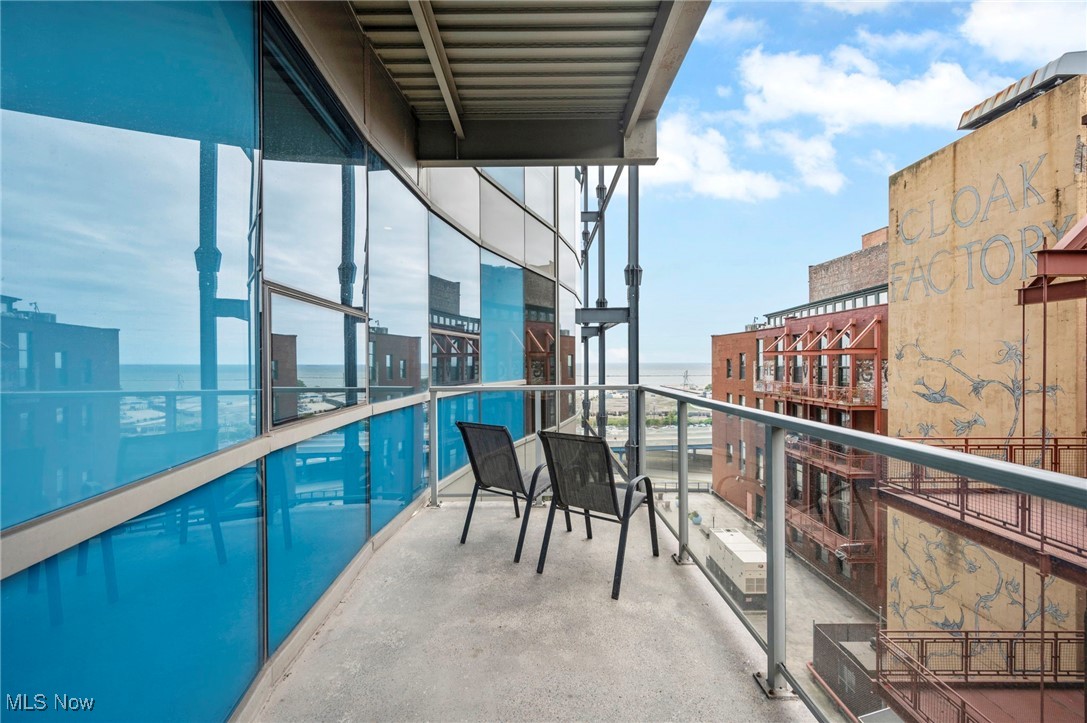 Pinnacle Condominium - Residential Lease