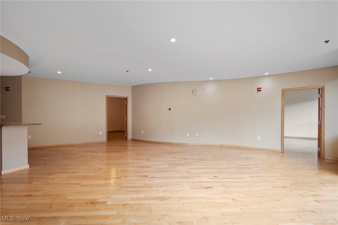 Pinnacle Condominium - Residential Lease