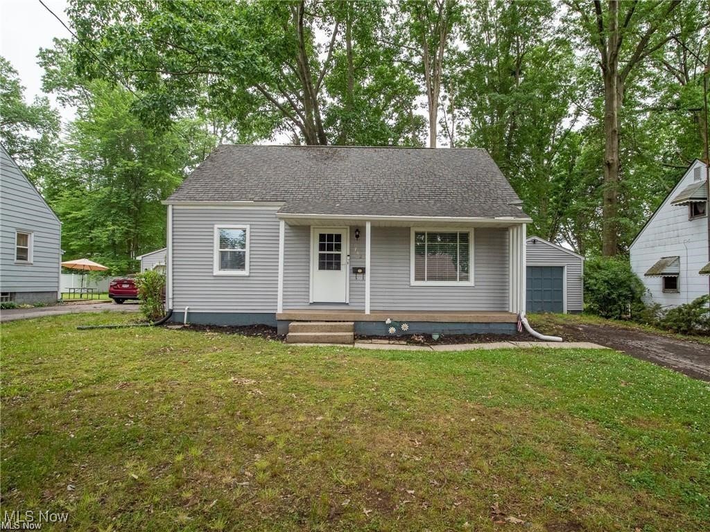 1782 Beechwood Street, Warren, Ohio image 1