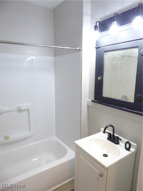 Cudell - Residential Income