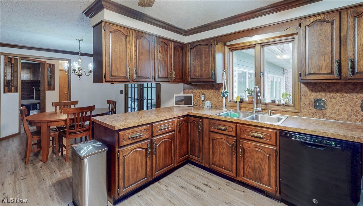 1243 Danbury Road, Canton, Ohio image 12