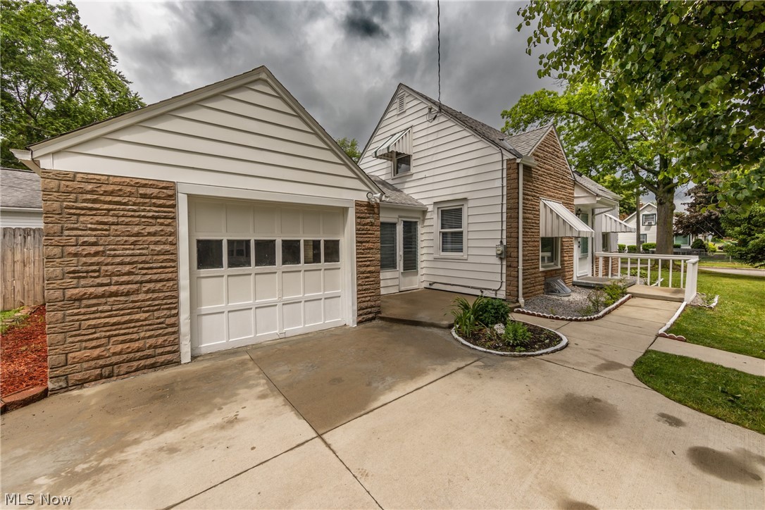 Friedhaven - Residential