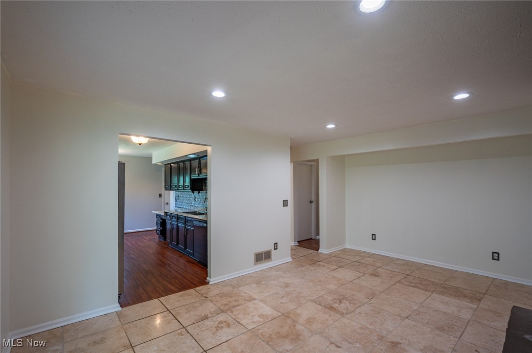 Wellesley Sub - Residential