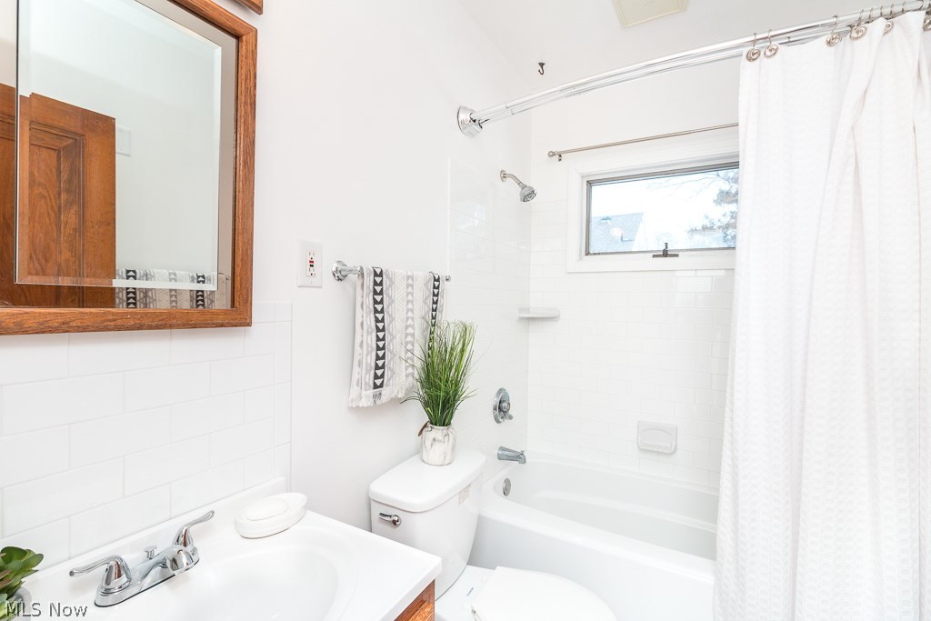 Hollywood Park - Residential