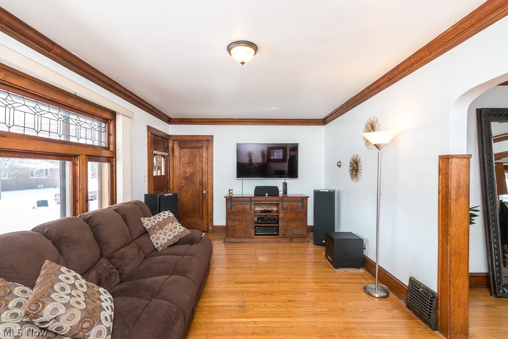 Hollywood Park - Residential