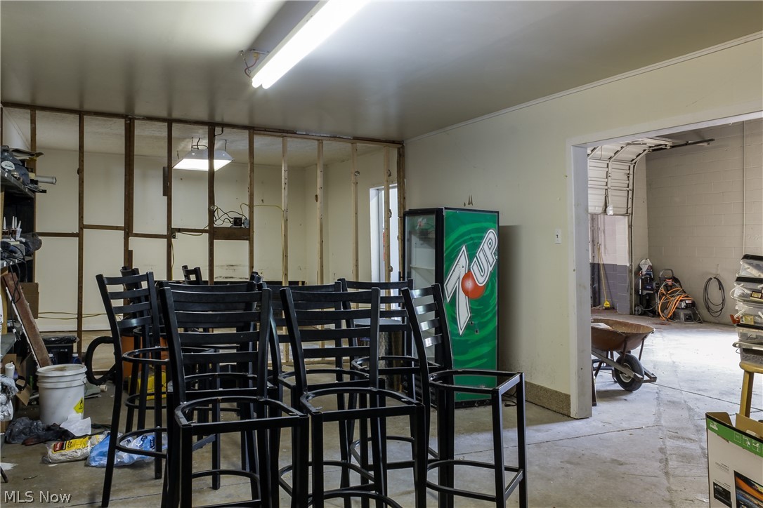 Ainsworths Add - Commercial Lease