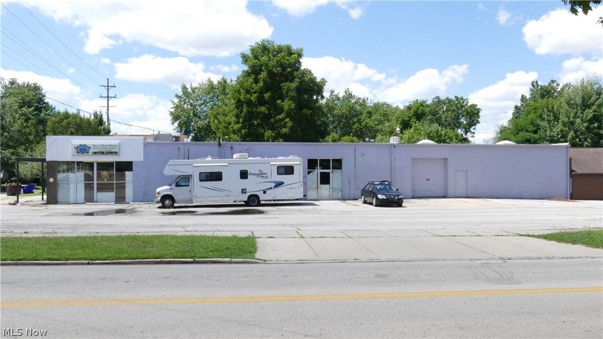 FOR SALE OR LEASE: Commercial building in a prime location in Kent, OH situated on a .72 acre corner lot. Retail storefront, most recently a beer & wine homebrew supply store, and in the past has hosted telecom wireless and tool rental business'. High traffic count at the corner of Cherry Street and Franklin Ave., one block west of State Route 43 / two blocks North of 261...and catty corner the Kent Plaza. The interior of the building hosts a large retail area, a spacious back production/warehouse room with two garage doors, mens & womens bathrooms, small offices, and several garage storage bays. Plenty of parking out front along with a fenced in parking lot to the rear. Restaurant & Bar owners; current owners have just about put in place the winery license & A1-A2 permit (exempt from liquor license and permitted to sell beer, wine, distilled spirits), which a future owner can run with! This property would also be suitable for a mechanic shop, tow yard, storage facility, or any other r