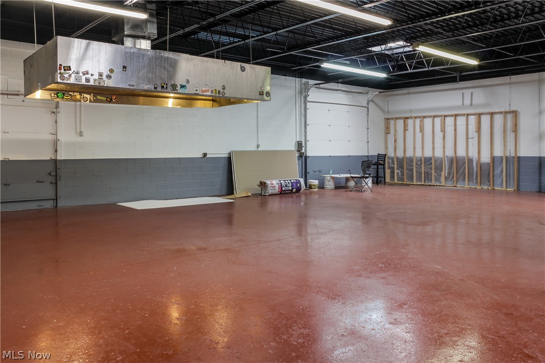 Ainsworths Add - Commercial Lease