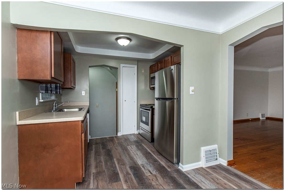 Center Hwy Allotment 02/Waid & - Residential