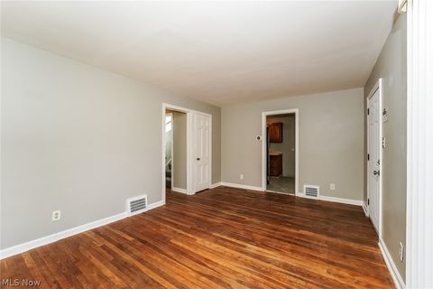 Tiny photo for 16315 Westview Avenue, Cleveland, OH 44128 (MLS # 5203407)