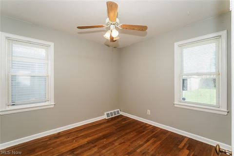 Tiny photo for 16315 Westview Avenue, Cleveland, OH 44128 (MLS # 5203407)