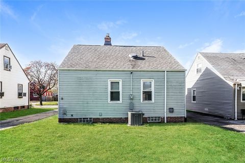 Tiny photo for 16315 Westview Avenue, Cleveland, OH 44128 (MLS # 5203407)
