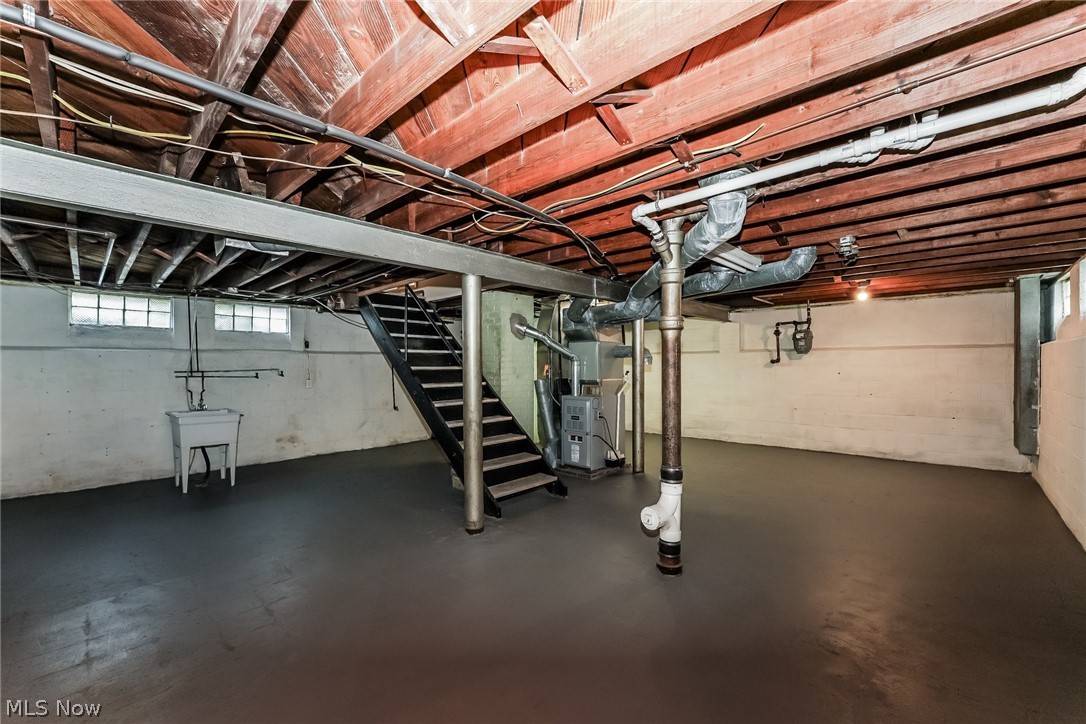 Lee Harvard Square - Residential