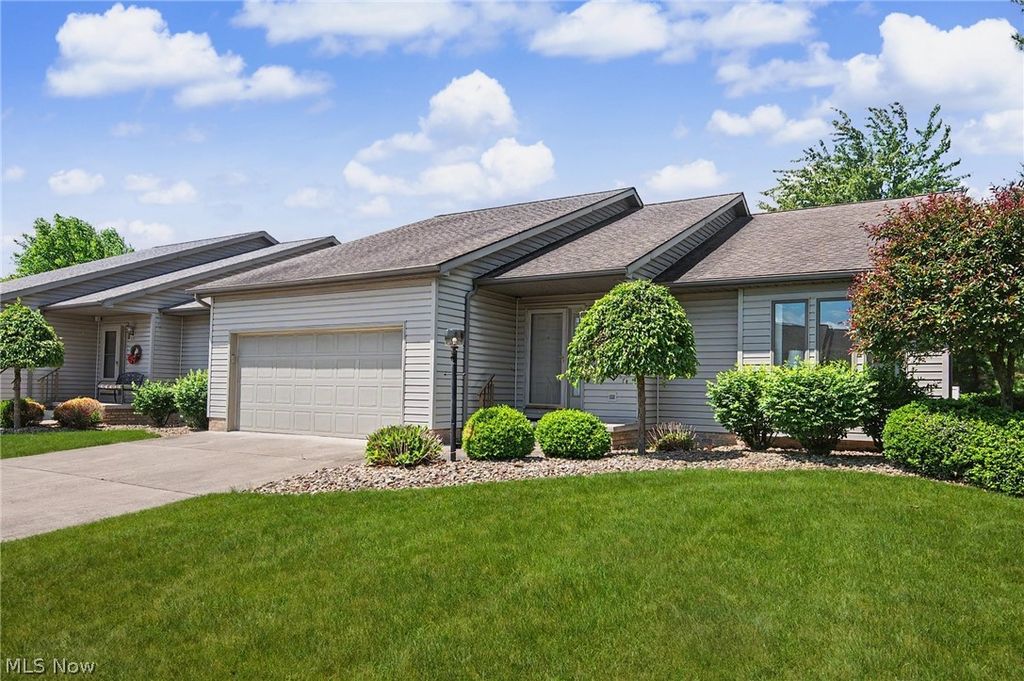 Photo of 2345 Whispering Meadows Drive NE #B, Warren, OH 44483 (MLS # 5214618)