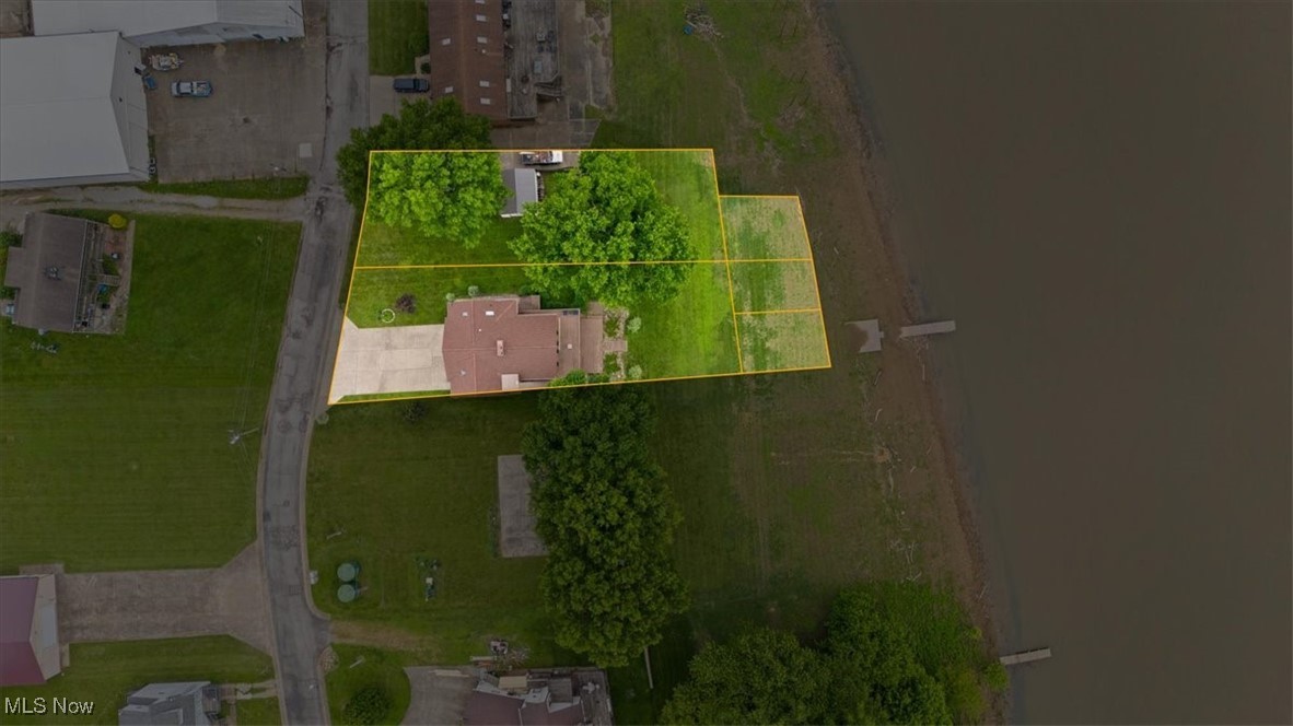 Vienna, West Virginia 26105, United States, 2 Bedrooms Bedrooms, ,3 BathroomsBathrooms,Residential,Active,148761